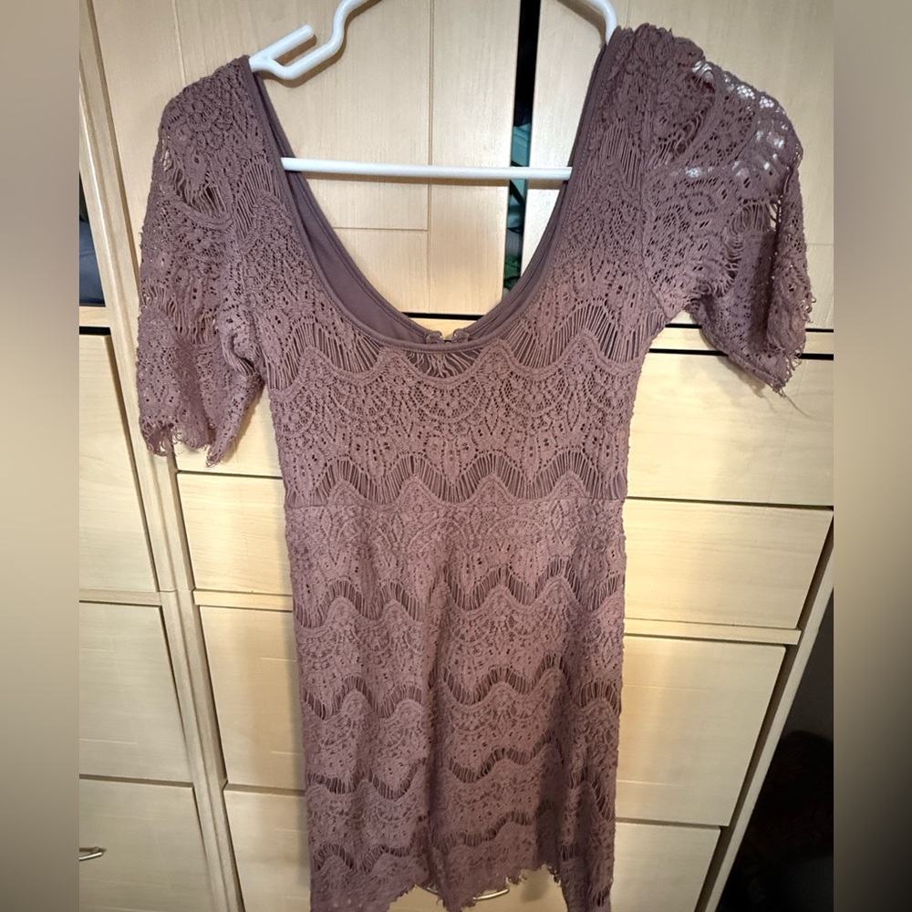 Elegant Lace Dress in Brown